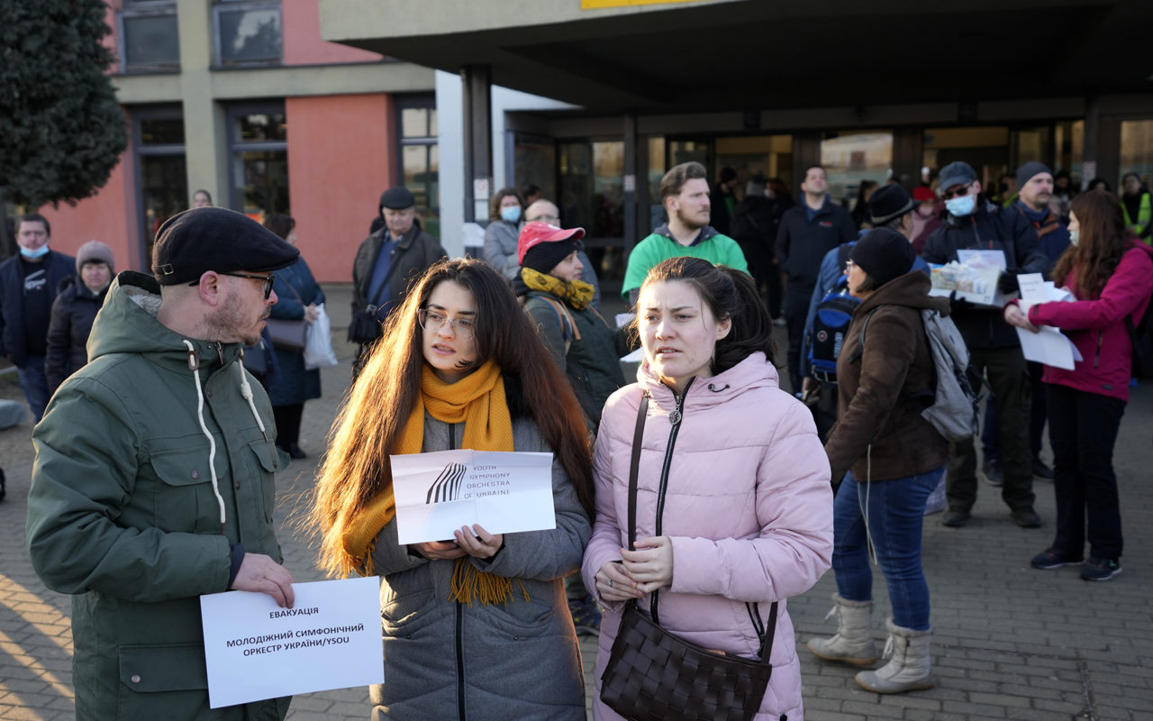 War silenced violin for refugee as 1.7M have fled Ukraine