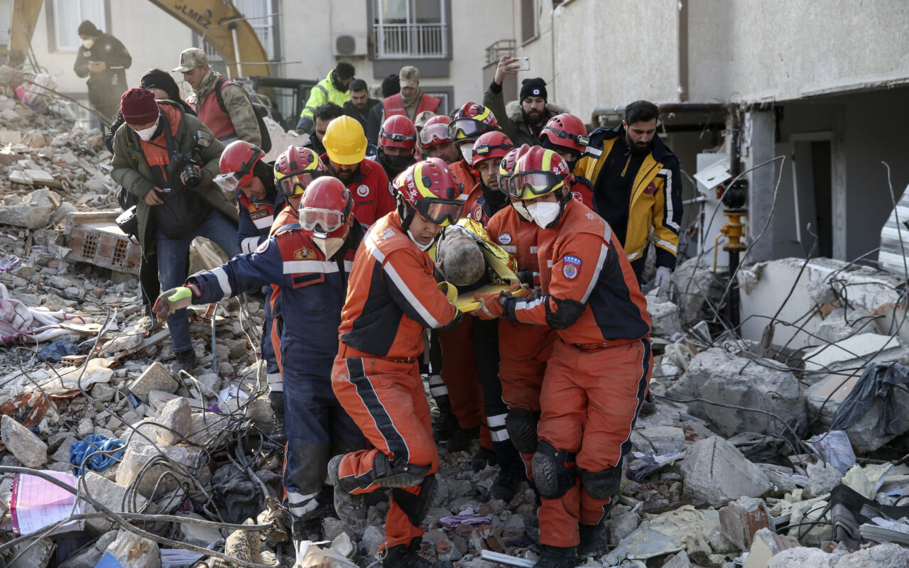 Rescuers find more alive in Turkey on 8th day after quake